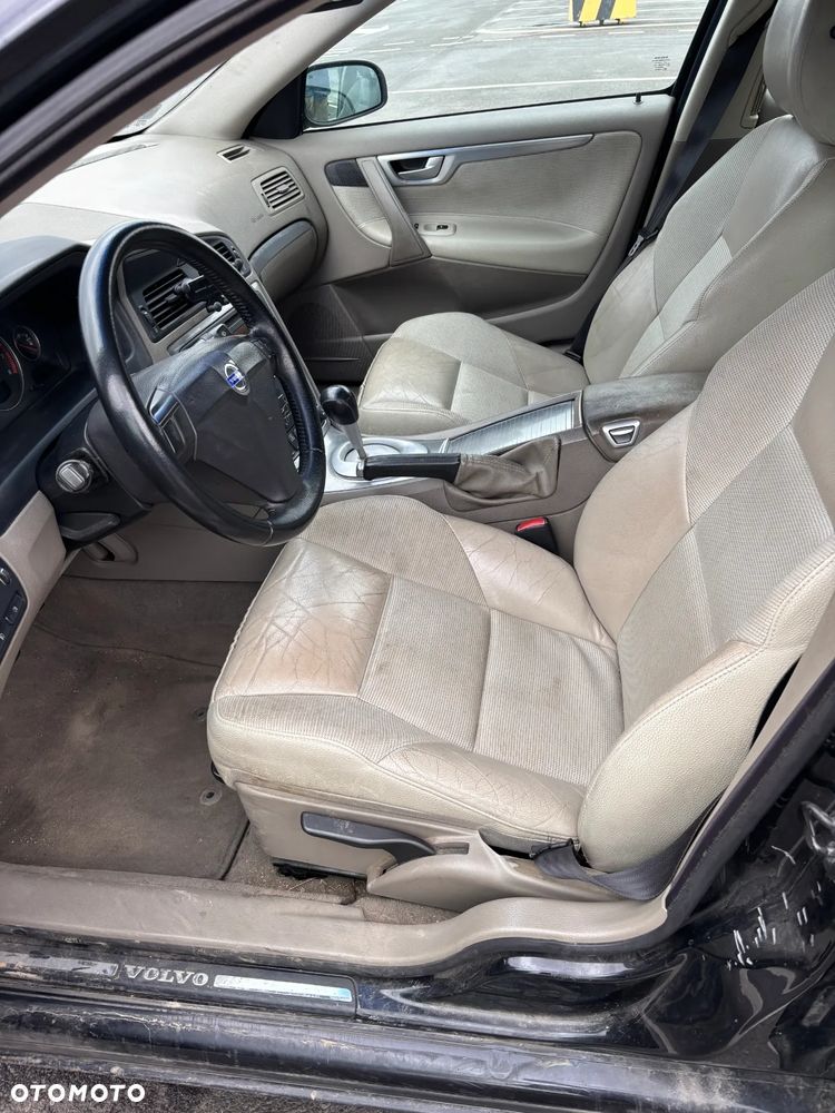 Volvo S60 2.4 Kinetic - 12