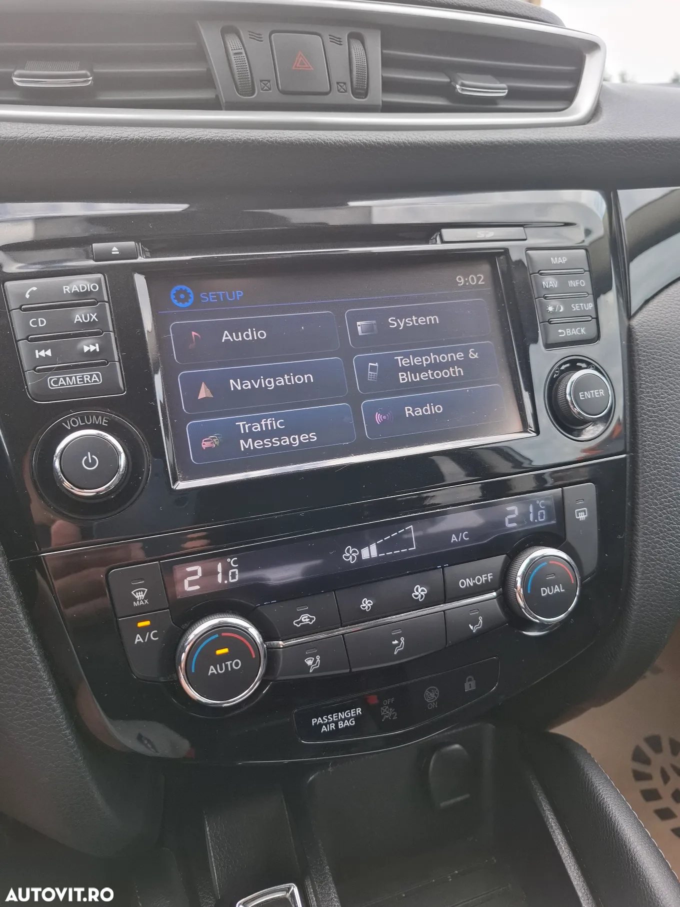 Nissan Qashqai 1.5 DCI Start/Stop N-Connecta - 28