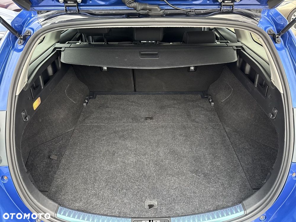 Toyota Auris Hybrid 135 Selection - 13