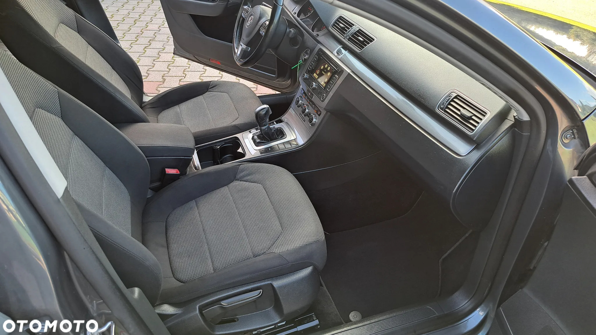 Volkswagen Passat 2.0 TDI Highline DSG - 17