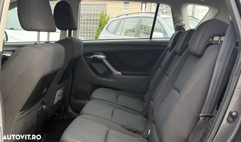 Toyota Verso - 9