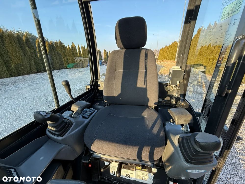 Yanmar SV18 SV 18 / 2017 ROK / TYLKO 2101 MTH! / POWERTILT / Z NIEMIEC / PIĘKNA / ORYGINAŁ / 15 16 17 20 22 301.6 301.8 VIO PC KX 018 19C 16C - 31