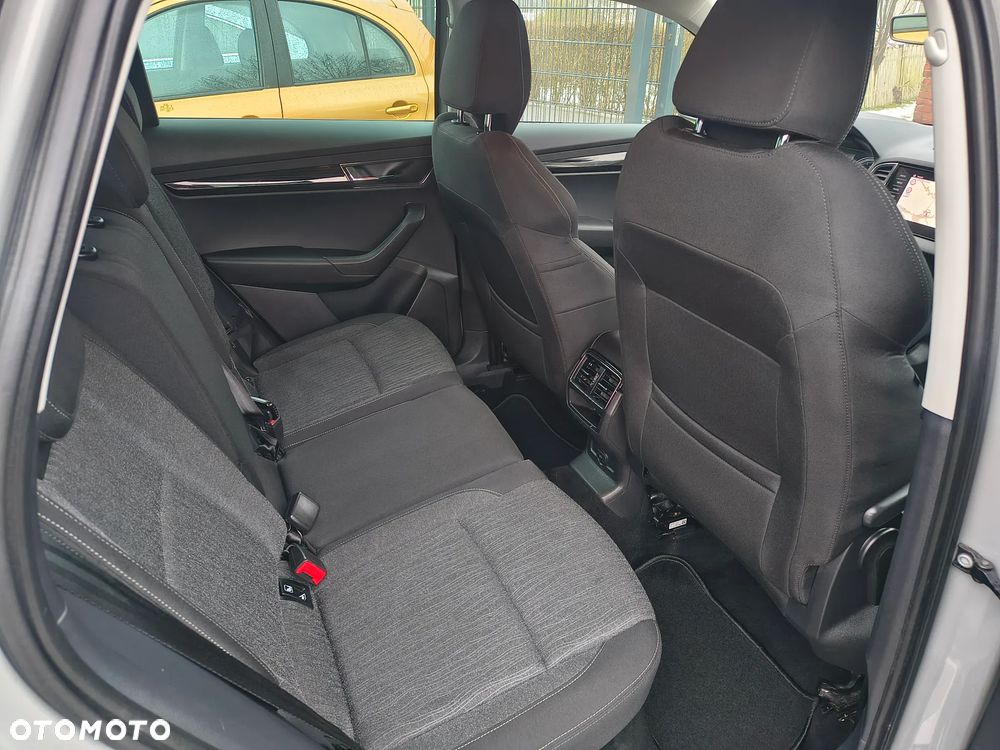 Skoda Karoq 1.0 TSI 4x2 Style DSG - 25