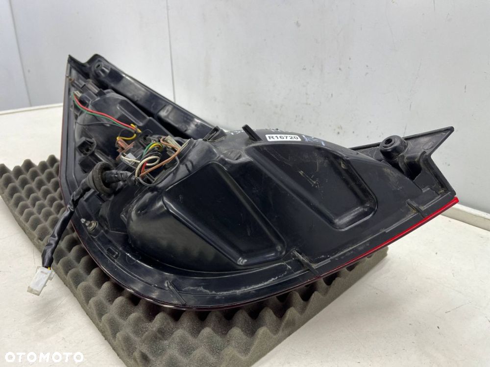 Lampa Hyundai i30 I FD 07-12r. HB 5Drzwi PRAWA tylna oryginalna prawy tył BEZ USZKODZEŃ 92402-2r0 - 14