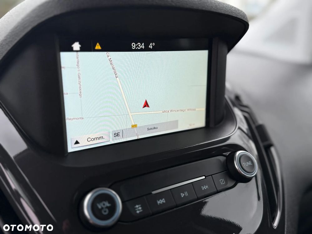 Ford Tourneo Courier 1.0 EcoBoost Titanium - 11