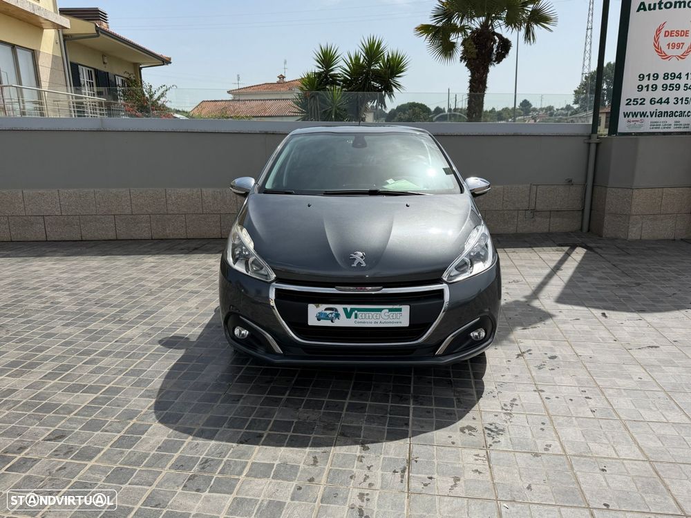 Peugeot 208 1.2 PureTech Style - 4
