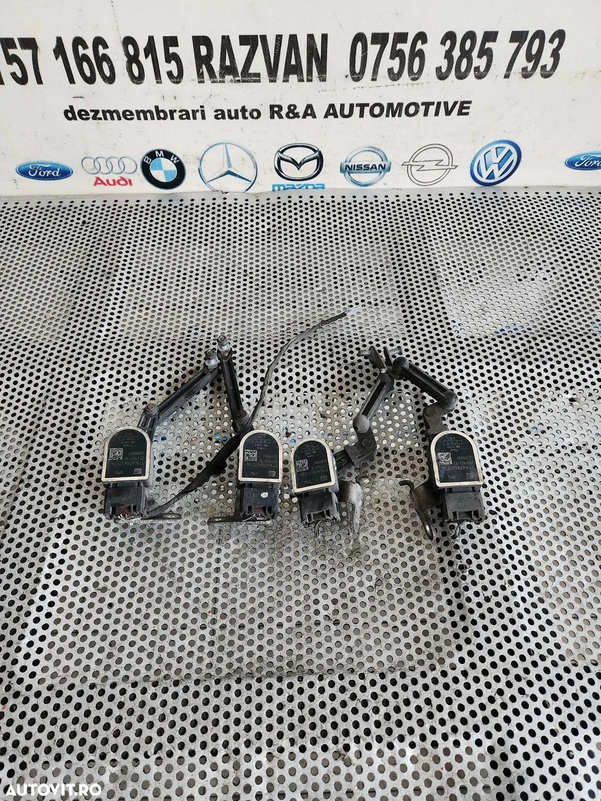 Cantar Senzor Nivel Faruri Xenon Suspensie Bmw Seria 7 F01 F02 F03 F04 Cod   Dezmembrez Bmw F01 F02 - 1