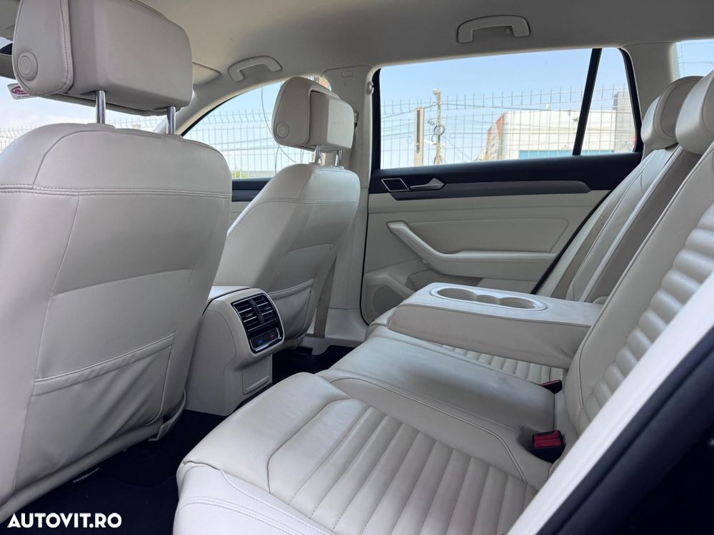 Volkswagen Passat Alltrack - 29
