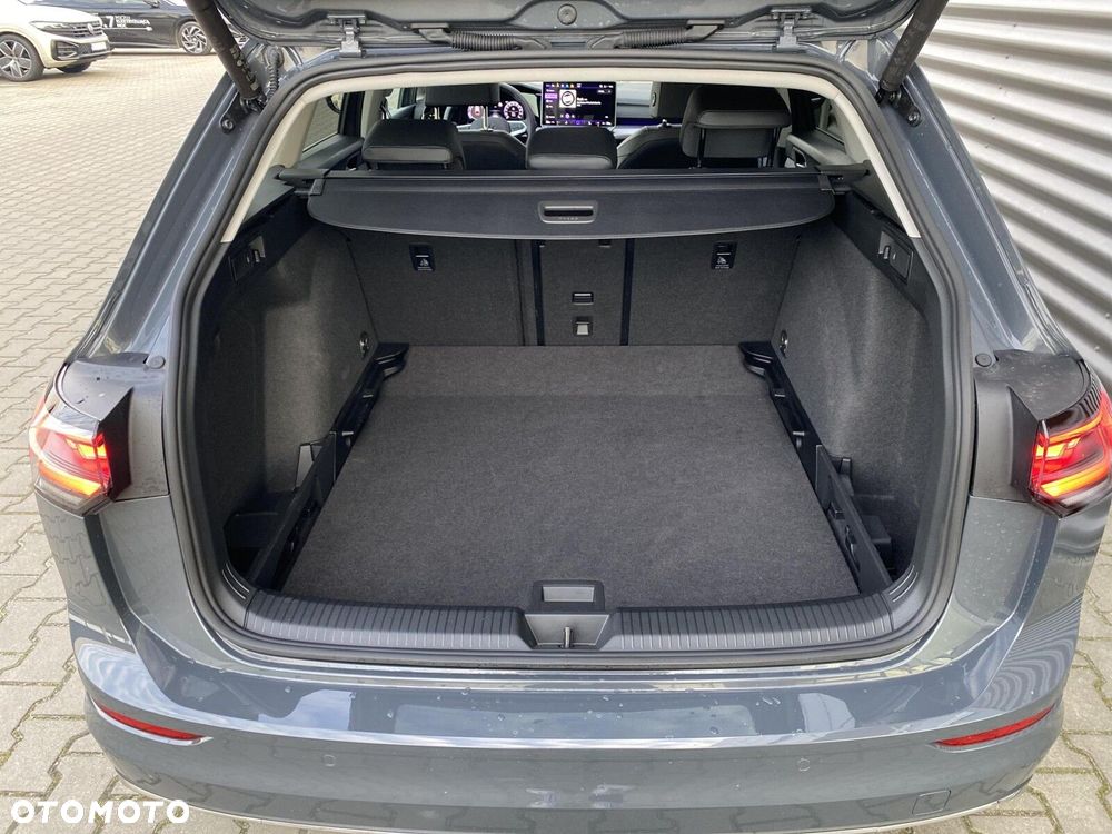 Volkswagen Golf - 30