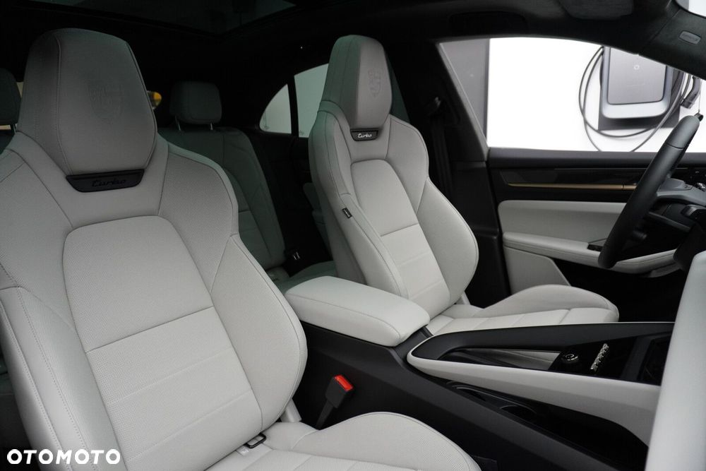 Porsche Macan - 21