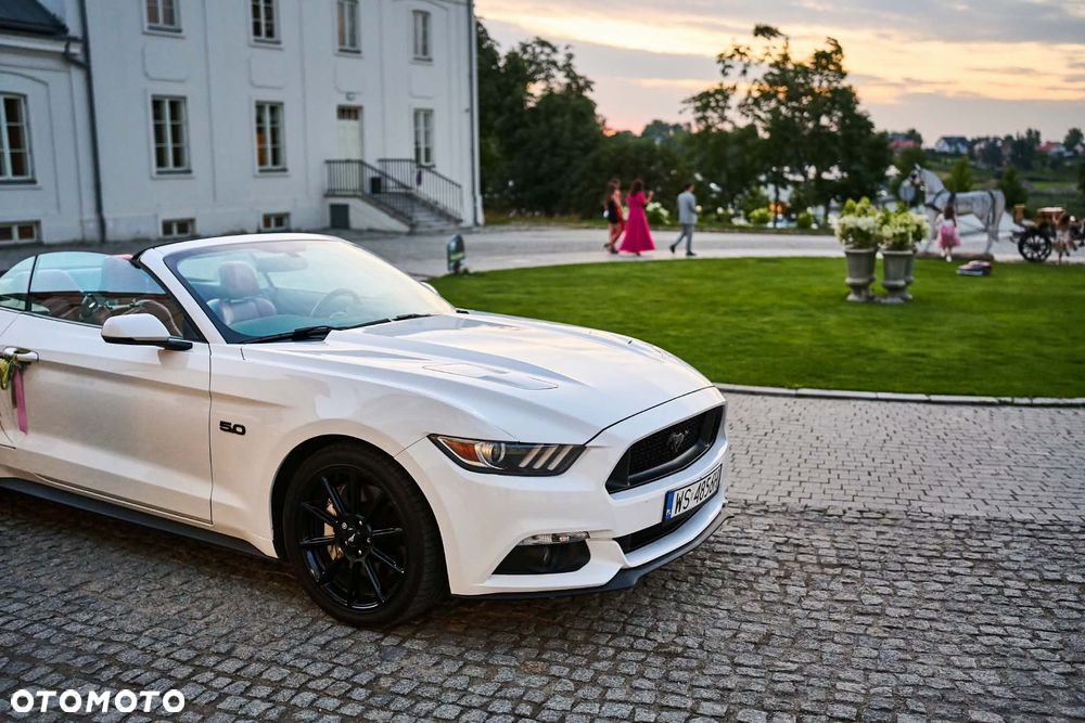 Ford Mustang 5.0 V8 GT - 4