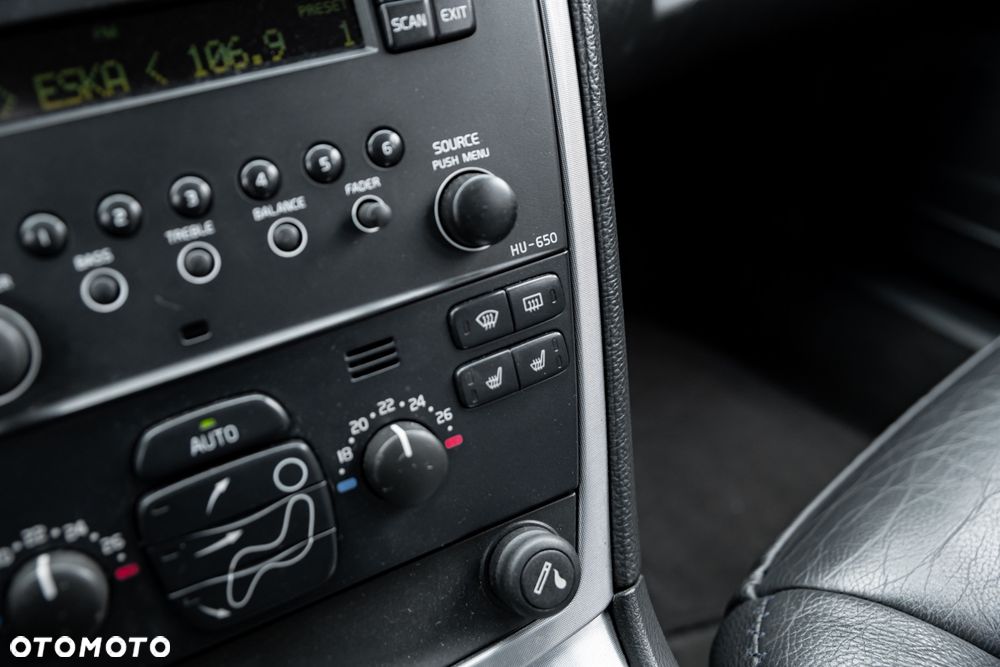 Volvo XC 70 D5 AWD Kinetic - 33