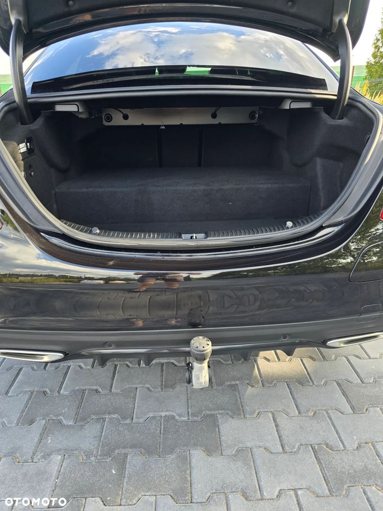 Mercedes-Benz Klasa C 300 e 9G-TRONIC - 16