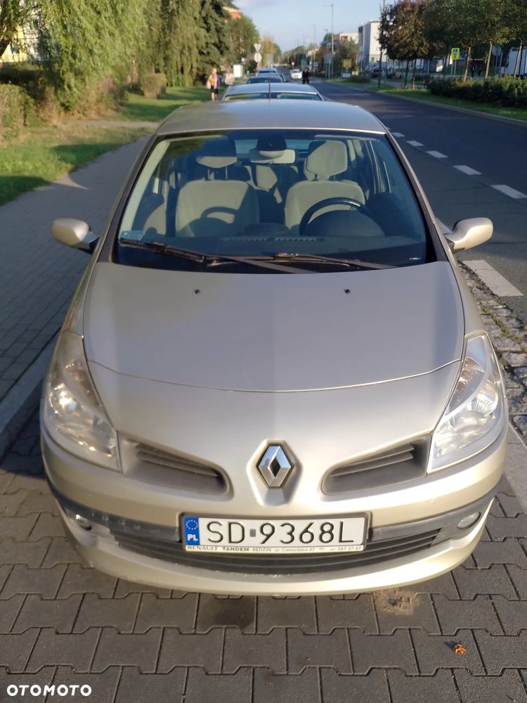 Renault Clio 1.5 dCi Dynamique - 4