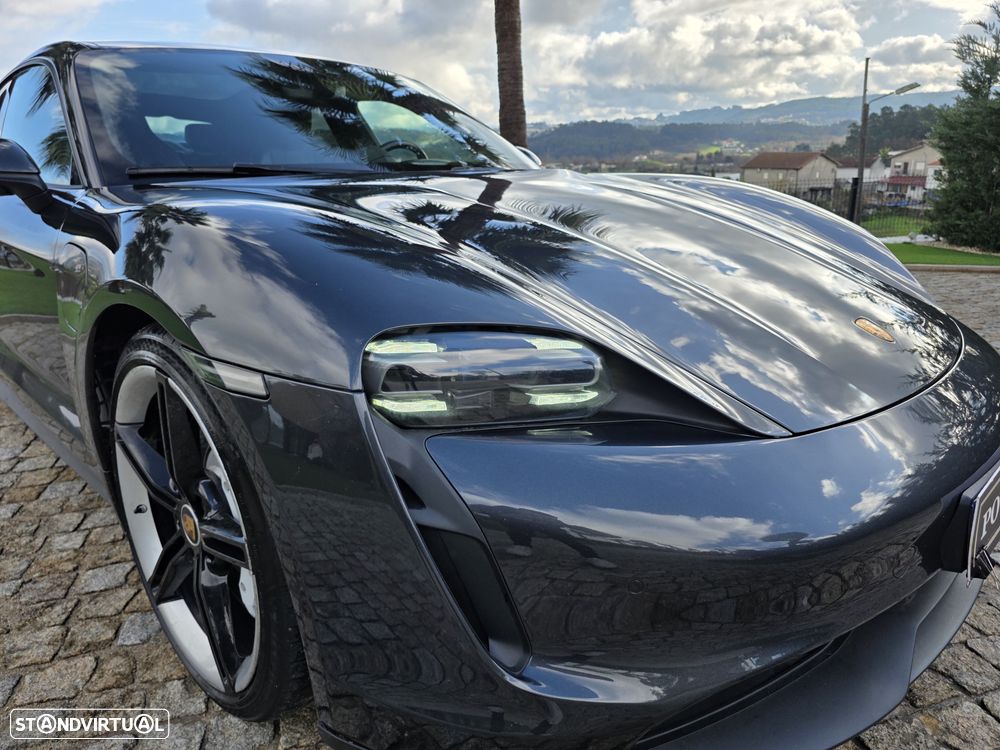 Porsche Taycan Bateria Performance Plus - 15