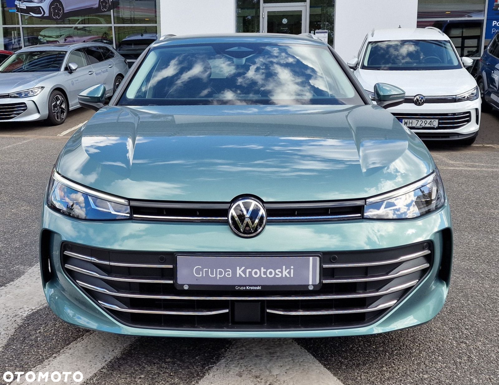 Volkswagen Passat - 2