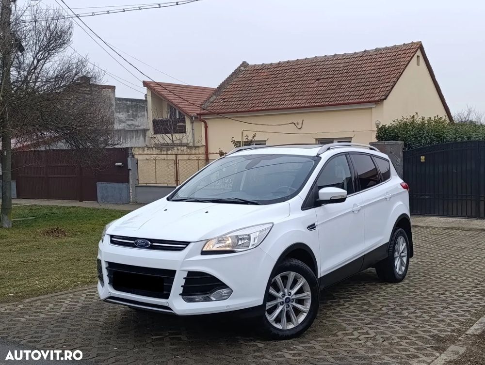 Ford Kuga - 1