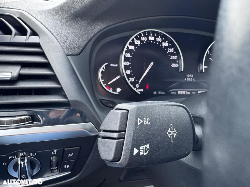 BMW X3 xDrive20d AT xLine - 26