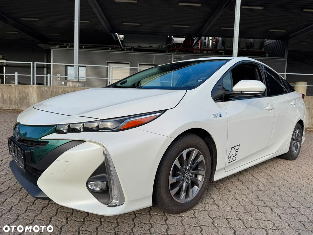 Toyota Prius Hybrid Executive - 1
