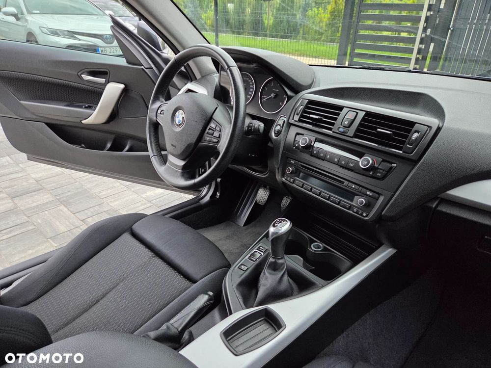 BMW Seria 1 114d Advantage - 36