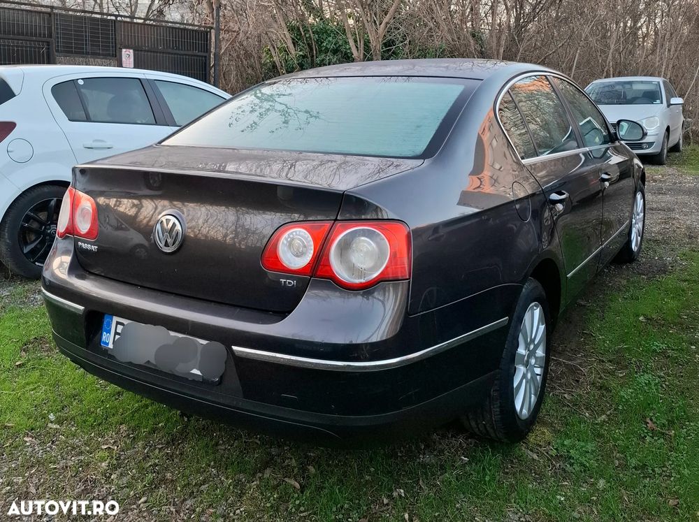 Volkswagen Passat Variant 1.9 TDI Individual Chrom - 9