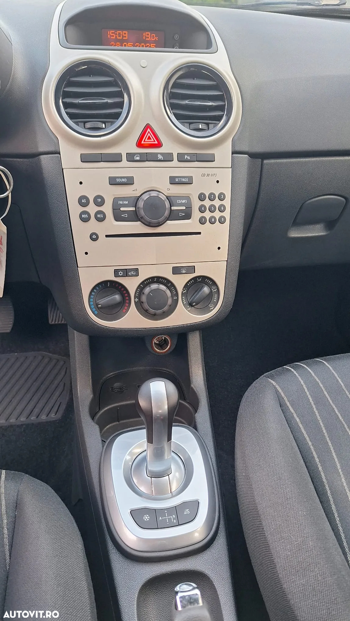 Opel Corsa - 7
