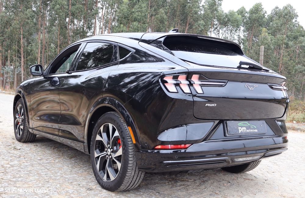 Ford Mustang Mach-E AWD PREMIUM - 32