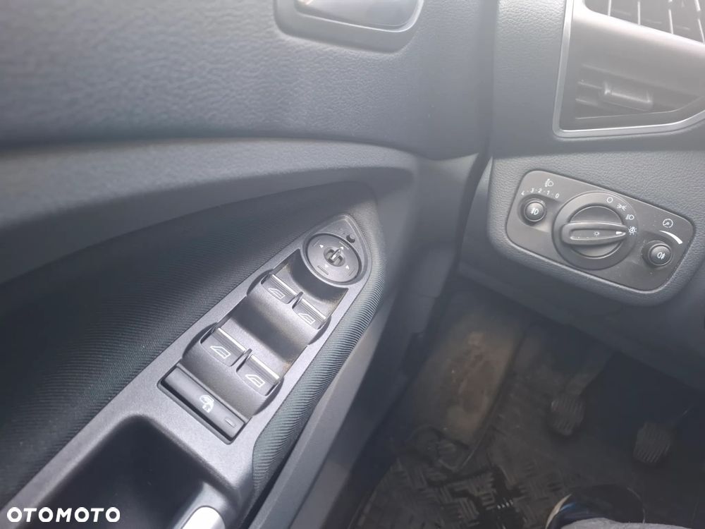 Ford Grand C-MAX - 20