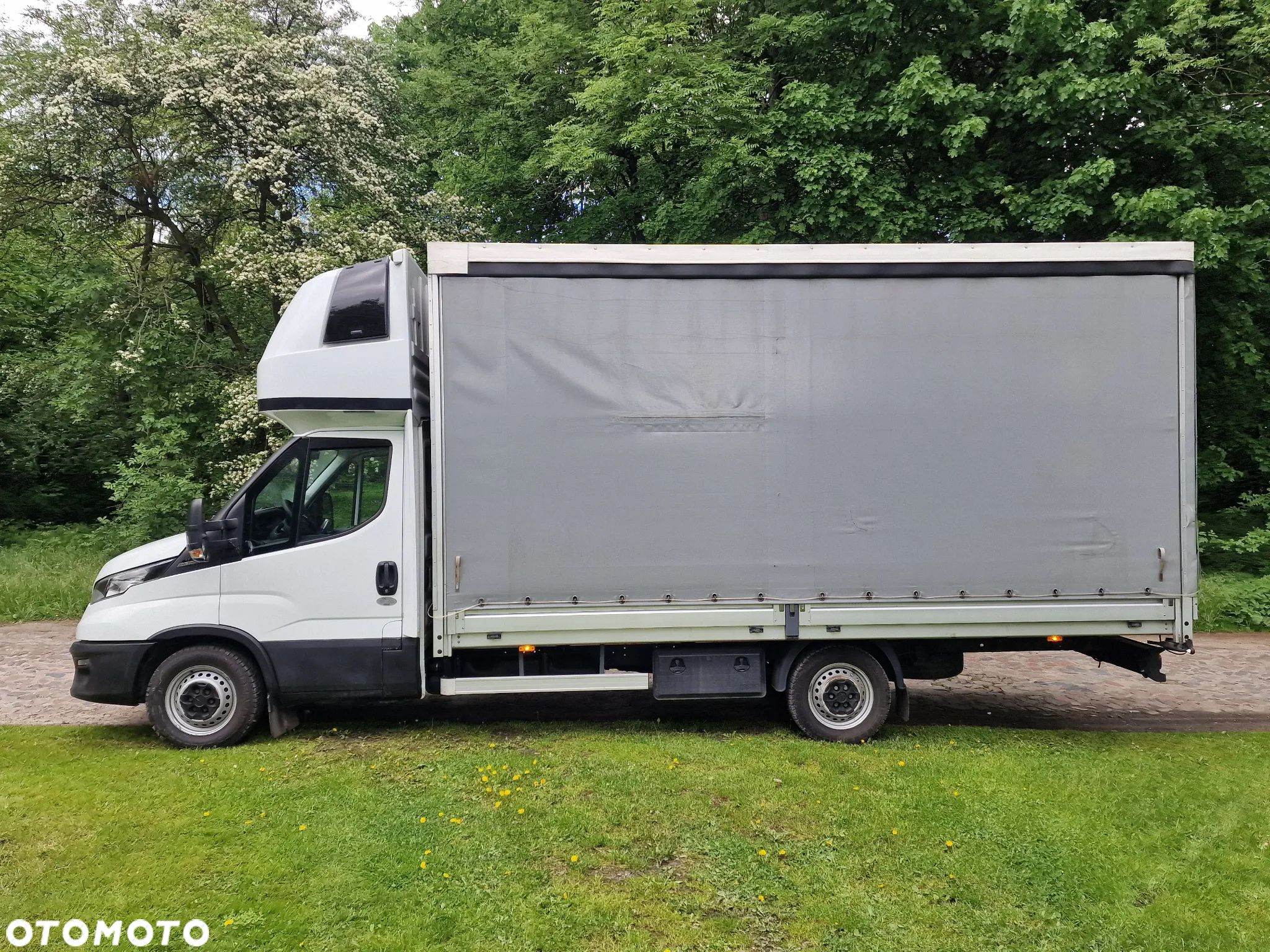 Iveco Daily Hi-Matic 10EP firanka 2023rok - 1