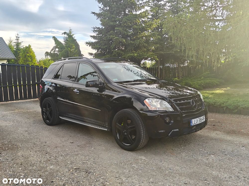 Mercedes-Benz ML - 10