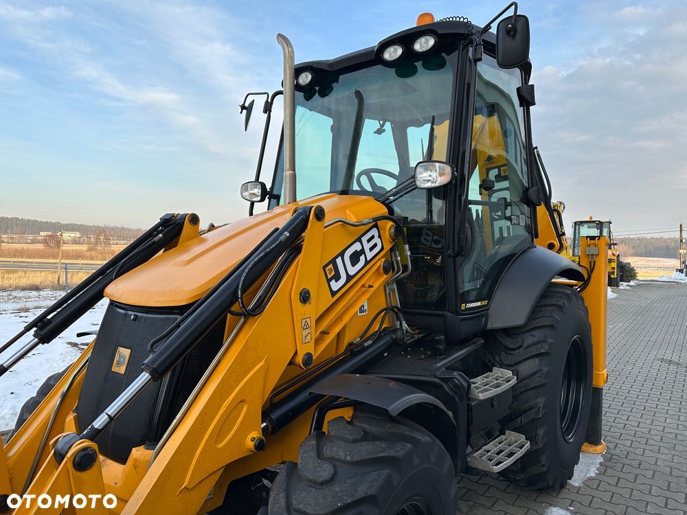 JCB 3CX Contractor - 2