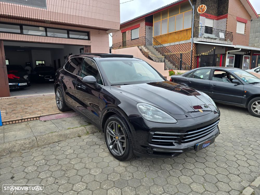 Porsche Cayenne E-Hybrid - 3