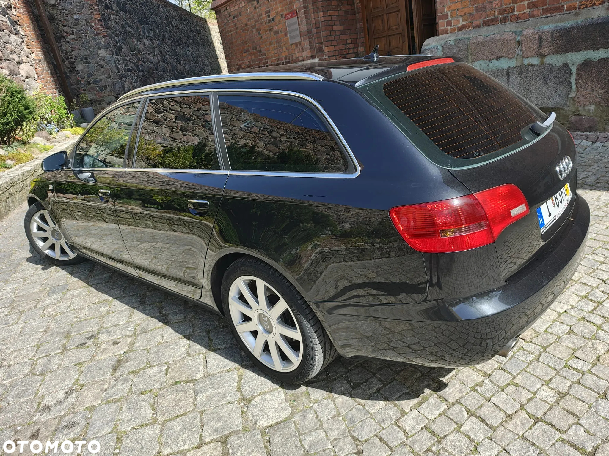 Audi A6 Avant 2.4 - 3