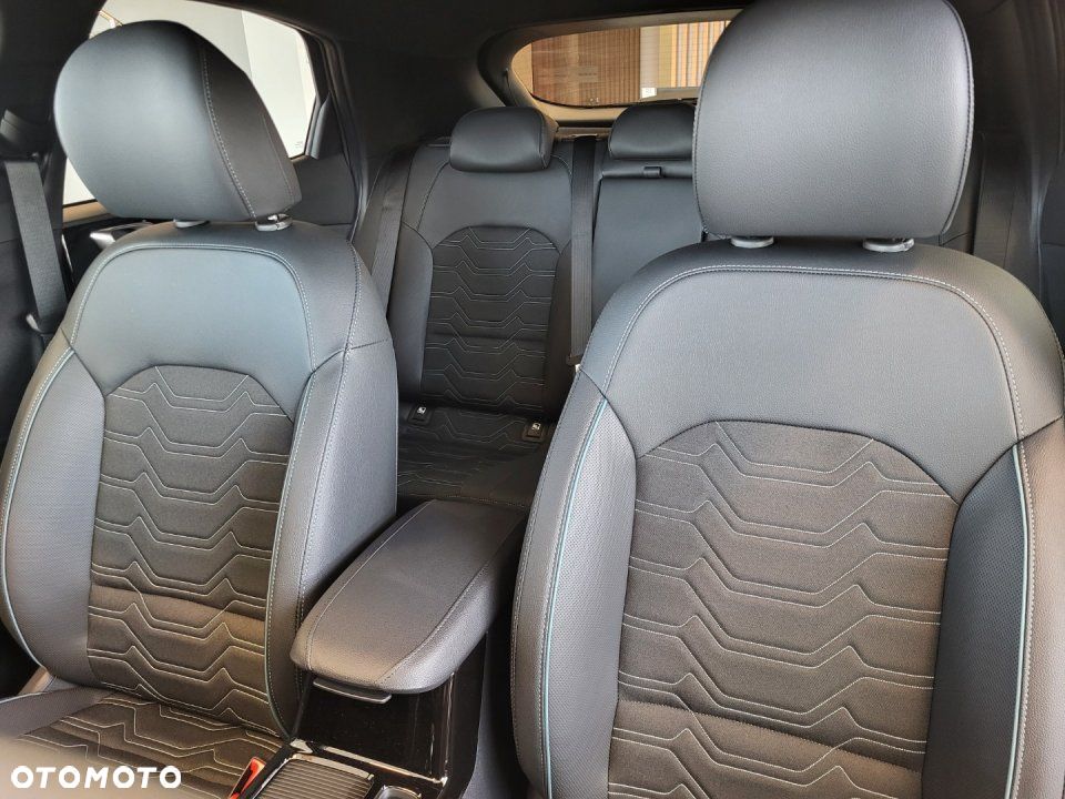 Kia XCeed - 27
