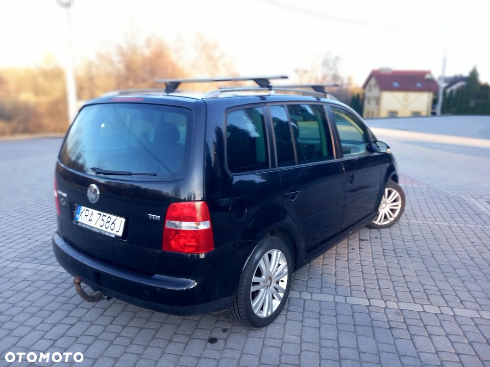 Volkswagen Touran 1.9 TDI DPF Trendline - 8