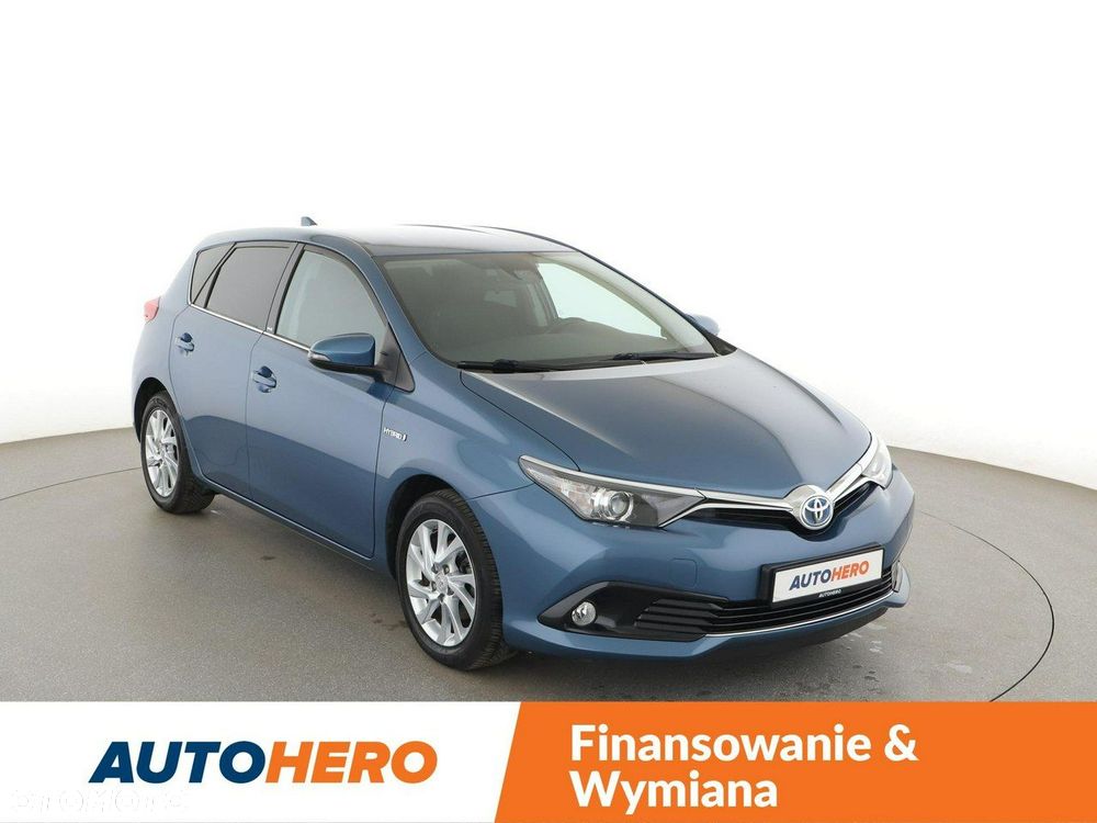 Toyota Auris 1.8 VVT-i Hybrid Automatik Touring Sports Edition-S - 10