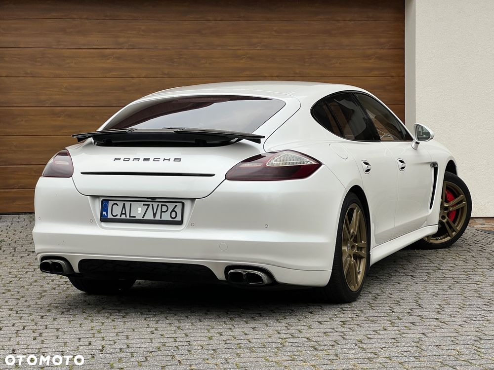 Porsche Panamera Turbo - 5