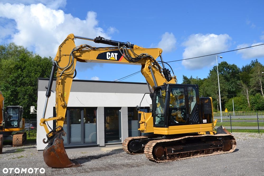 Caterpillar 325 FL - 3