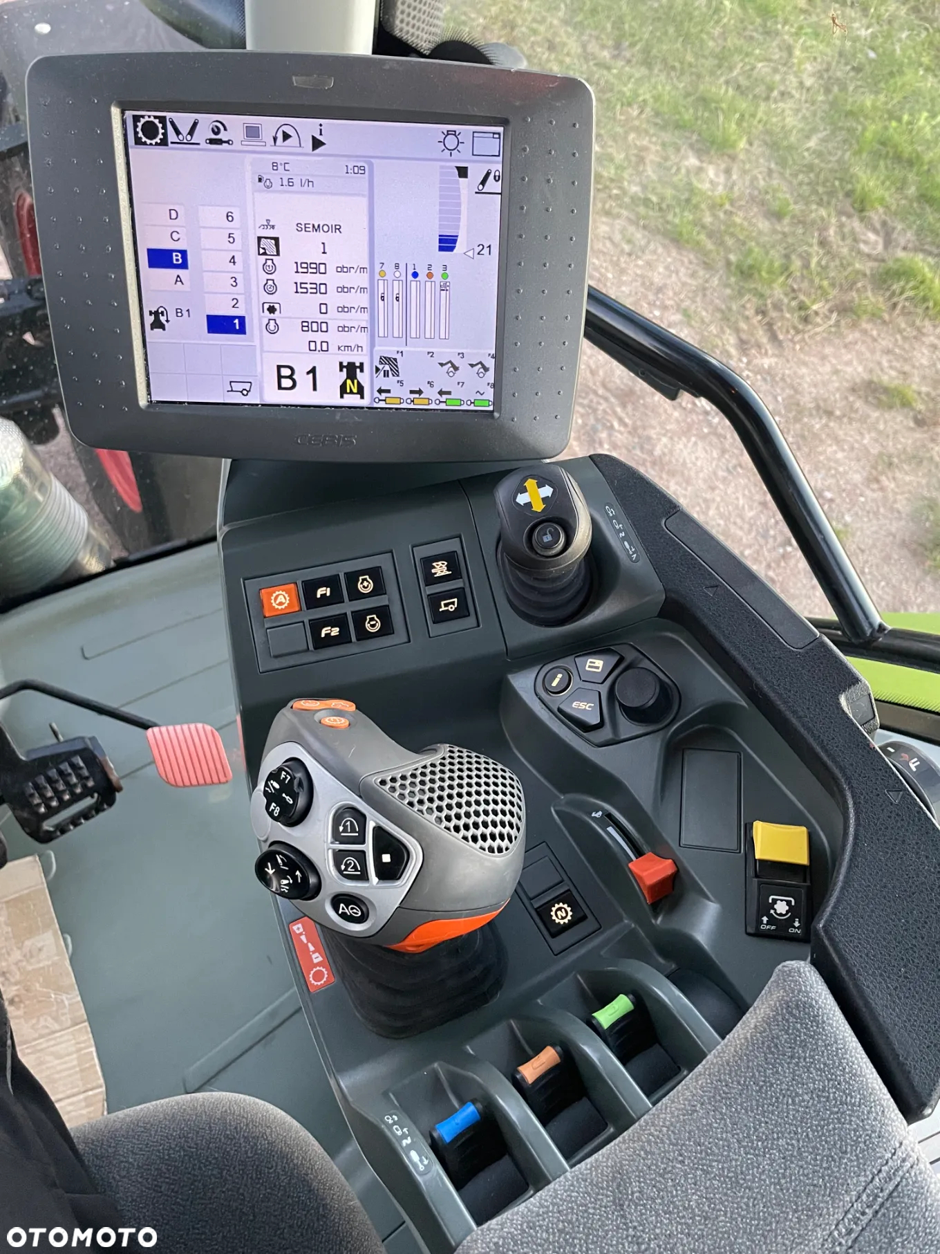 Claas Arion 520 - 21