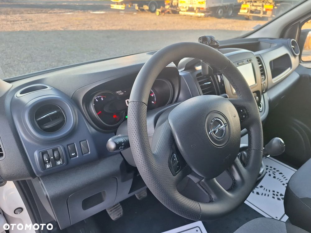 Opel VIVARO 120KM / 2018 / Import Francja - 10