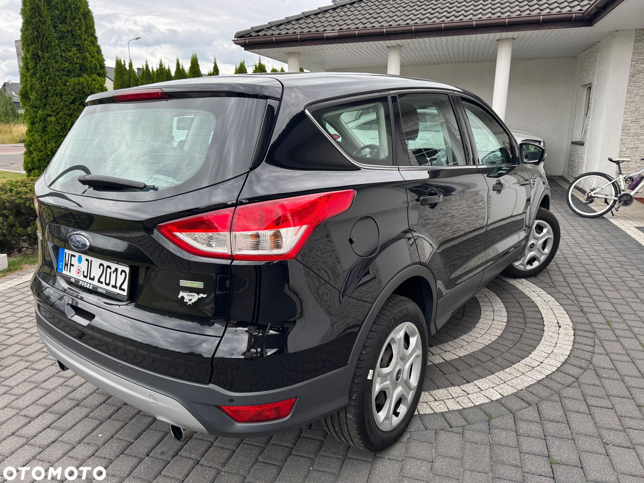 Ford Kuga 1.5 EcoBoost FWD Trend - 4