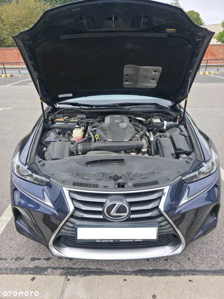 Lexus IS 200t / 300 Elegance - 9