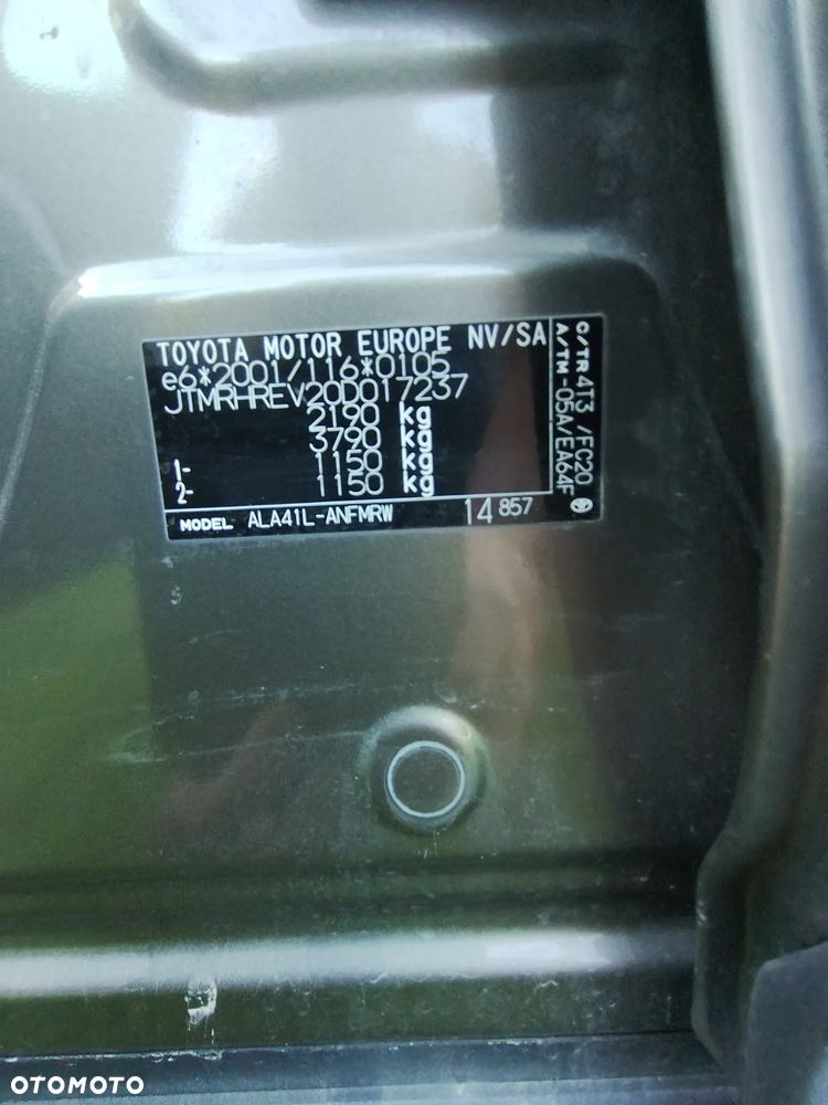 Toyota RAV4 2.0 D-4D Premium - 2