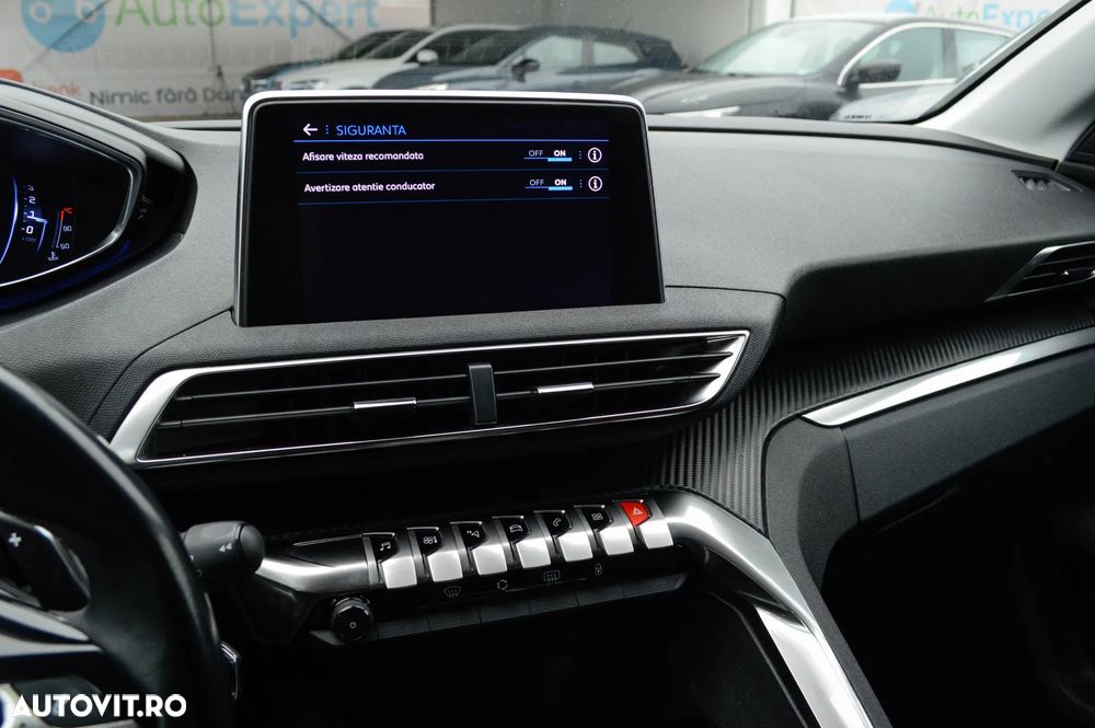 Peugeot 5008 BlueHDI 130 EAT8 Active Pack - 13