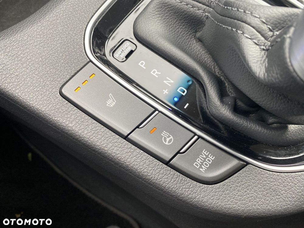 Hyundai i30 - 23
