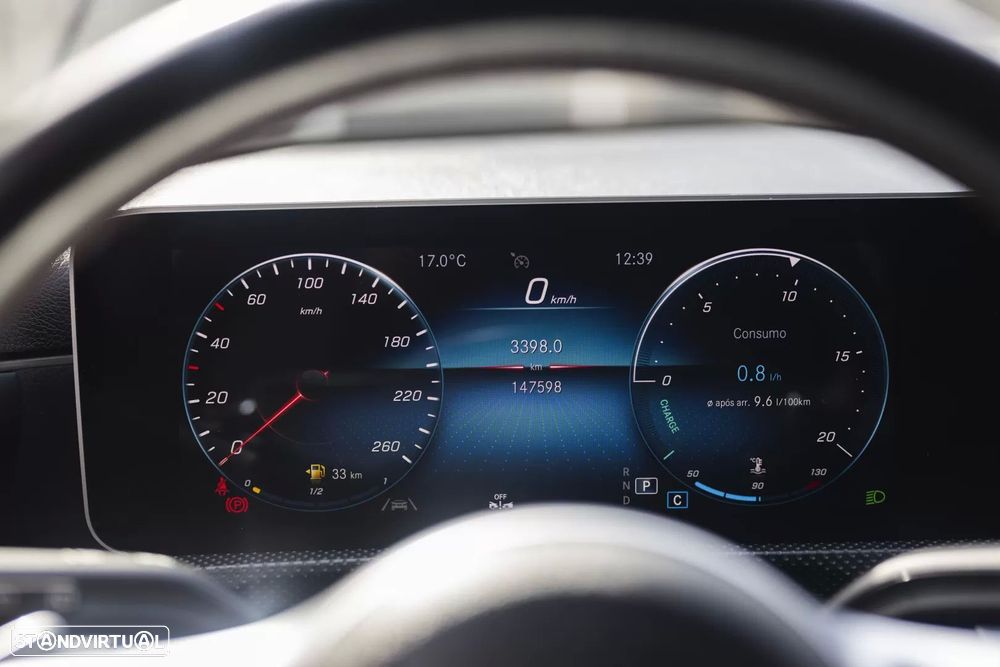 Mercedes-Benz A 250 7G-DCT AMG Line - 13