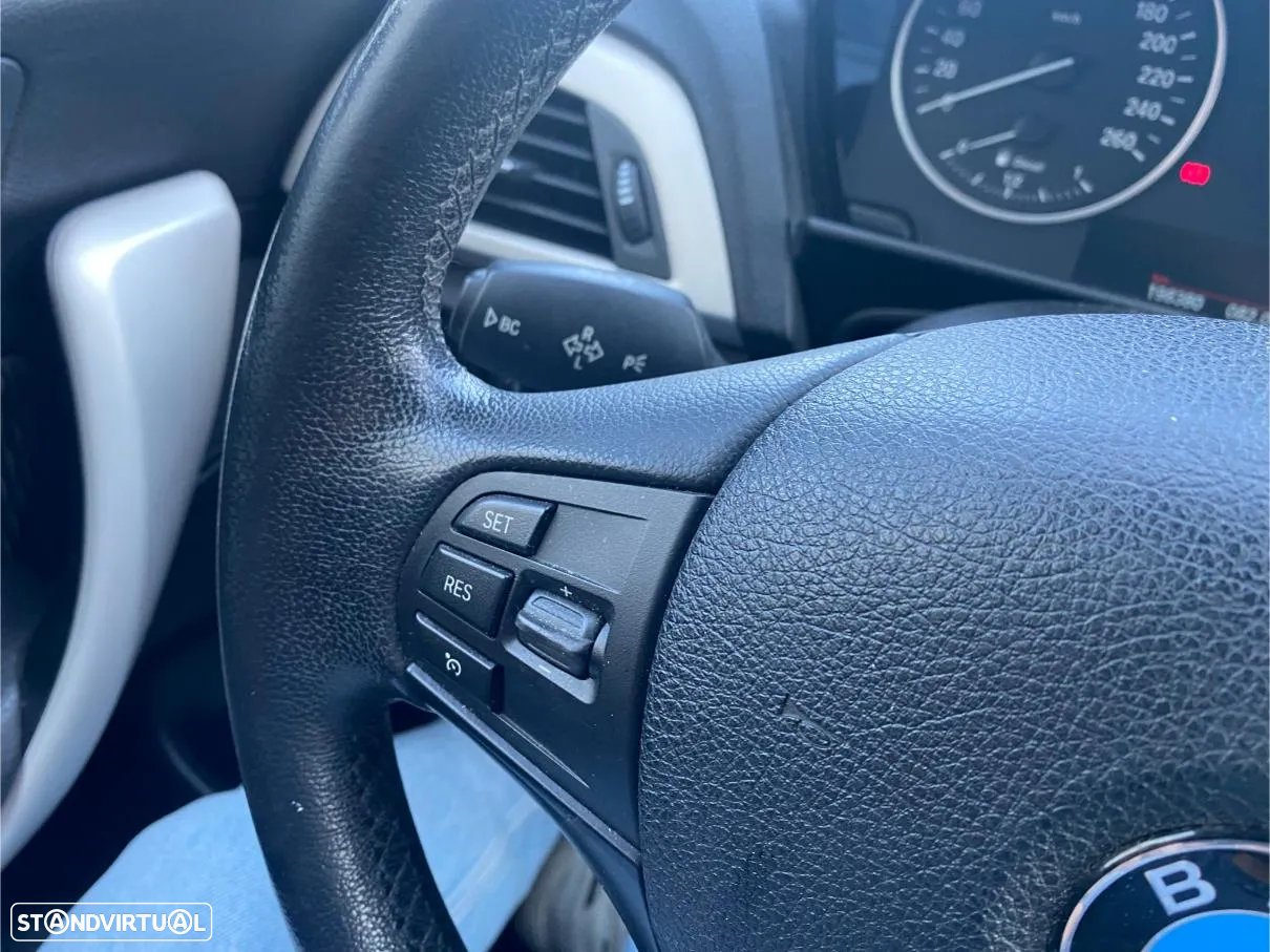 BMW 116 d EfficientDynamics - 30