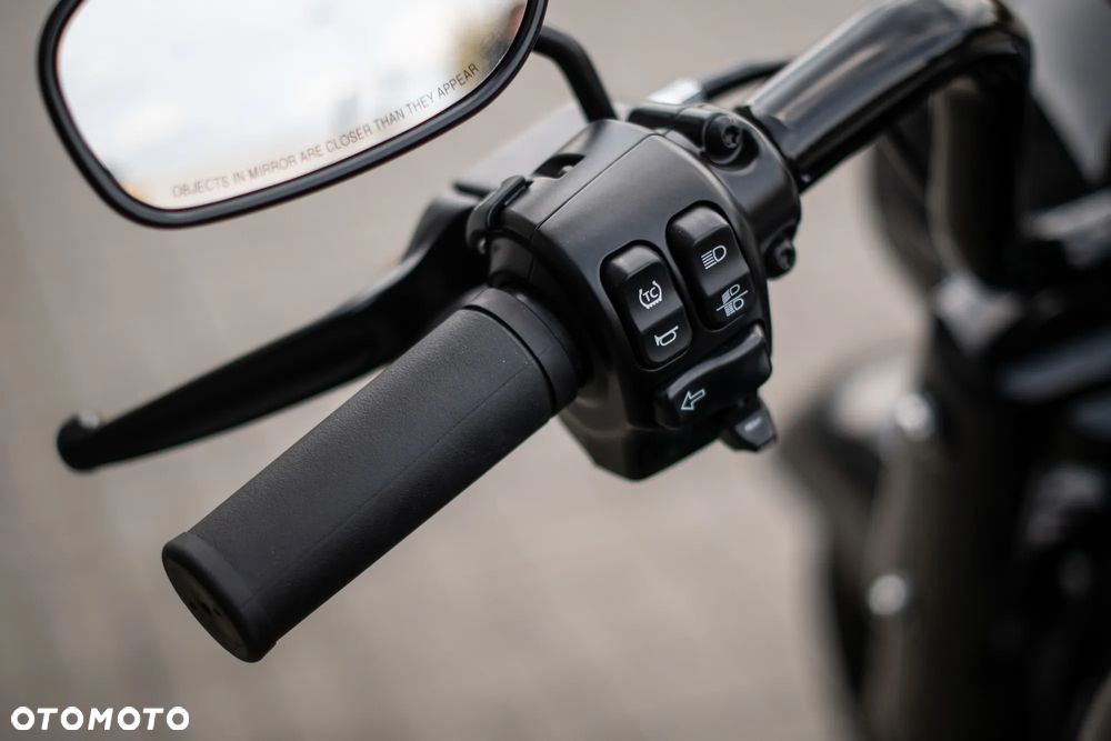 Harley-Davidson Touring Road King - 12