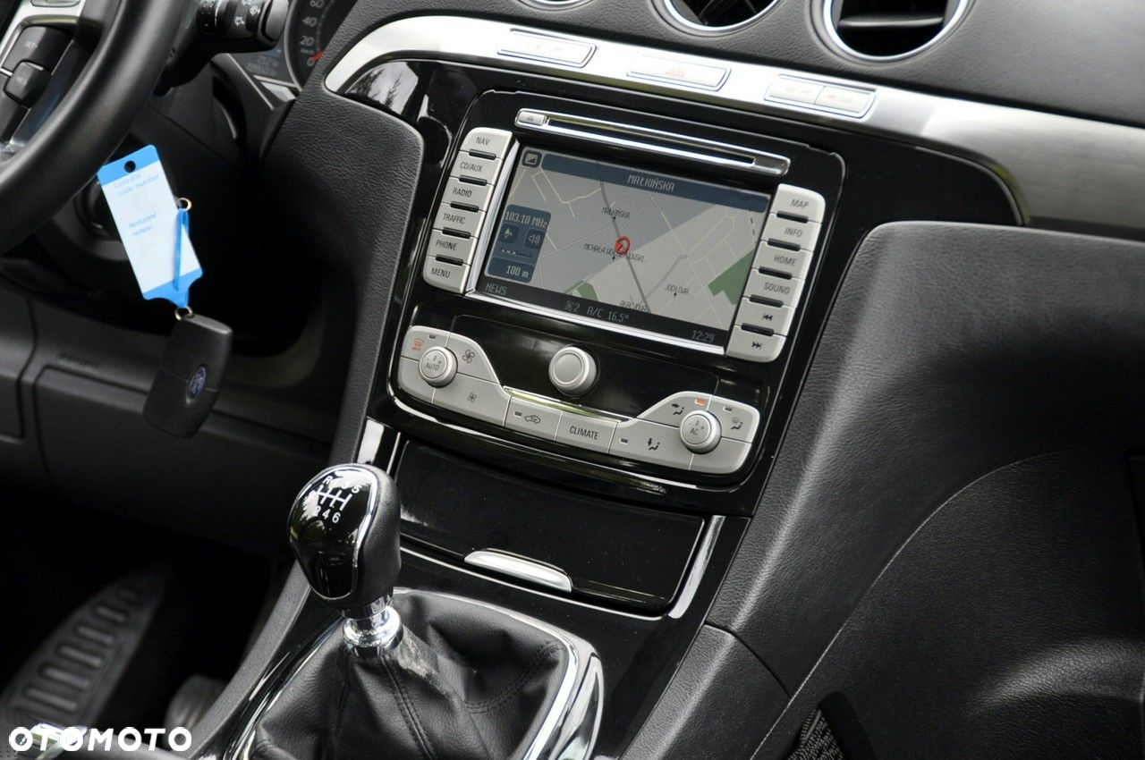 Ford S-Max - 28