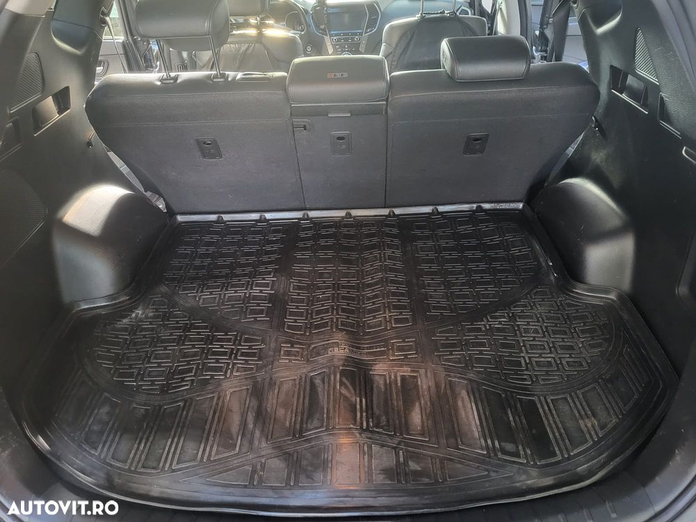 Hyundai Santa Fe 2.2 CRDi 4WD Automatik Premium - 9